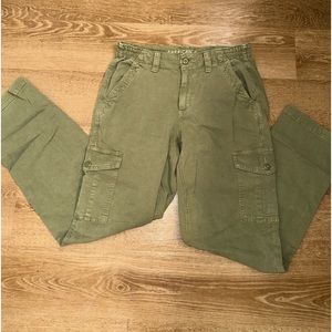 American Eagle green cargo pants